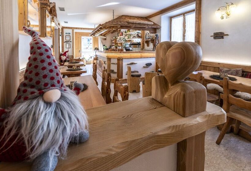 בית מלון כפרי Arcangelo 3 Stelle Superior