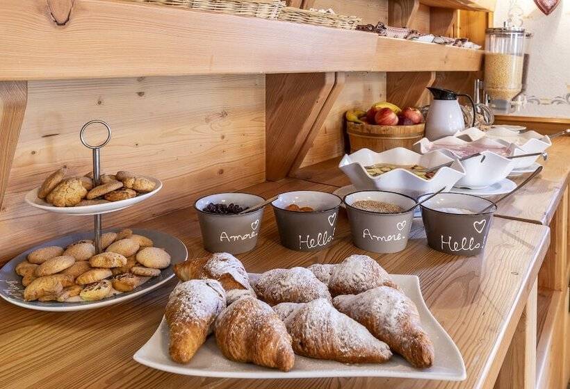 בית מלון כפרי Arcangelo 3 Stelle Superior