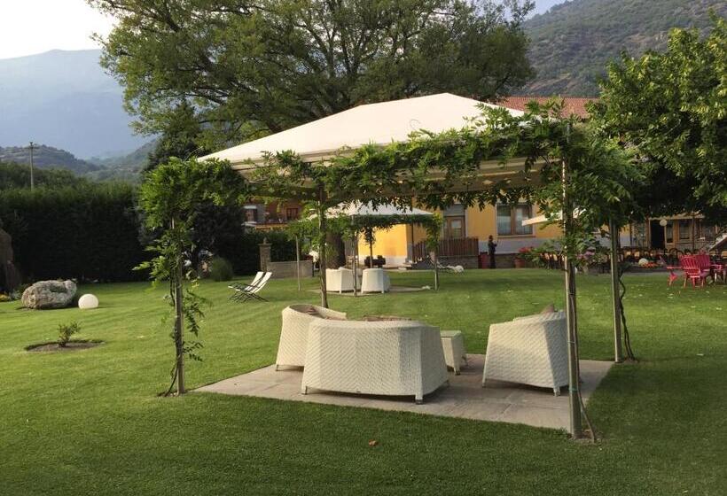 בית מלון כפרי Castello