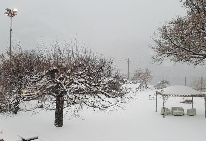 בית מלון כפרי Castello