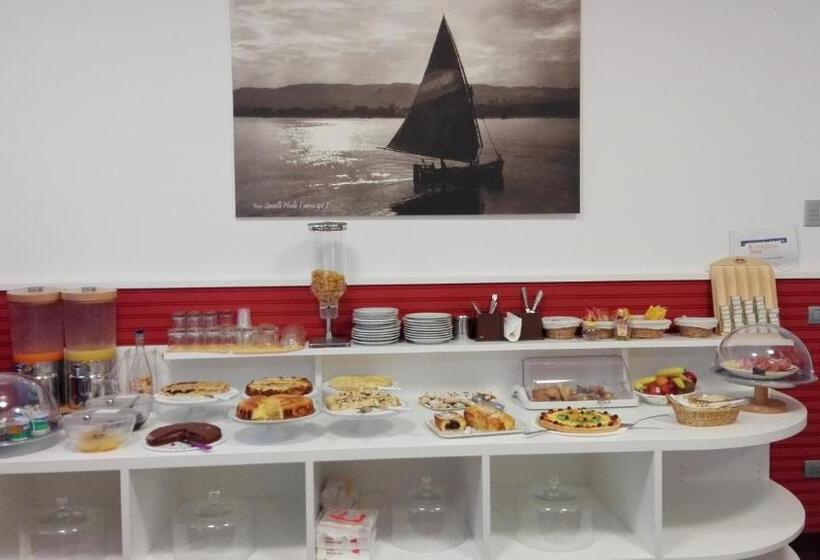 בית מלון כפרי Centrale