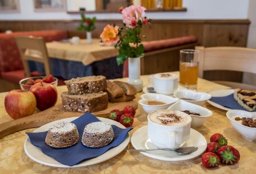 فندق Chalet Genziana