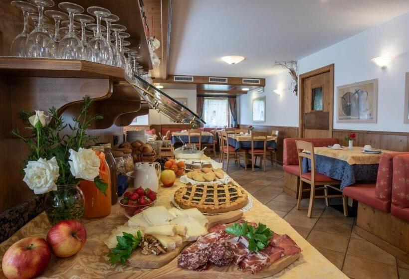 فندق Chalet Genziana