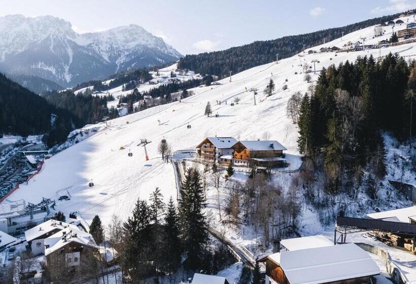 Отель Christoph