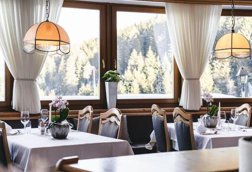 Отель Christoph