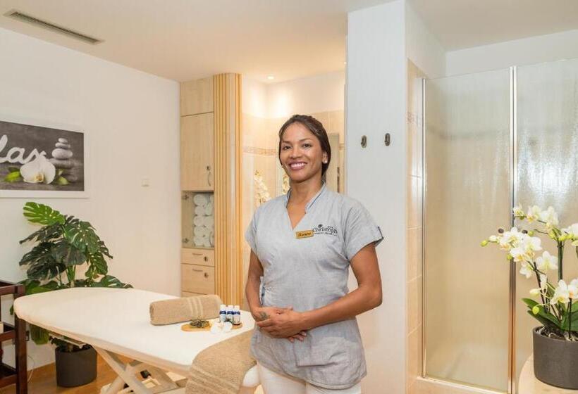 Отель Christoph