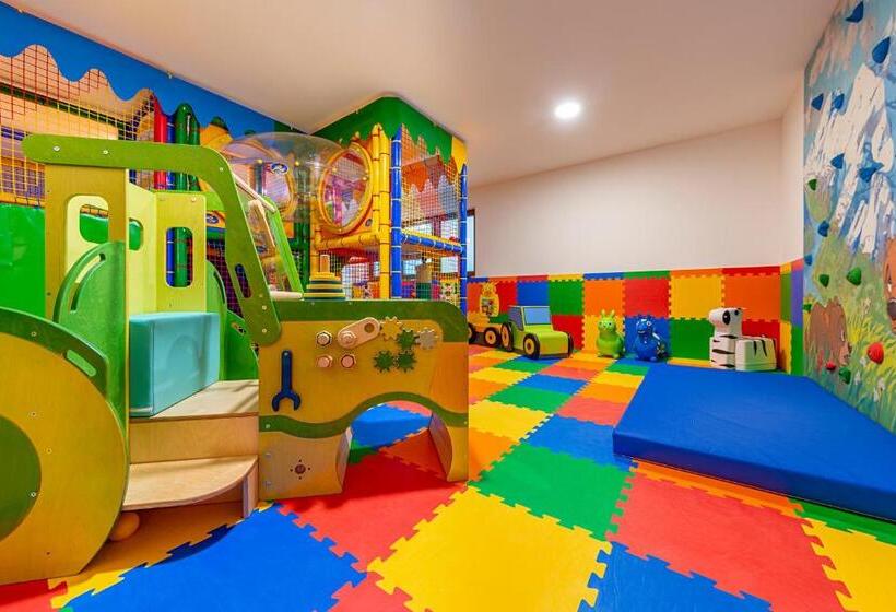 בית מלון כפרי Ciampian