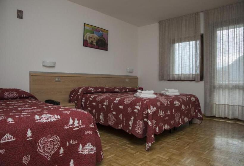 בית מלון כפרי Cima Tosa