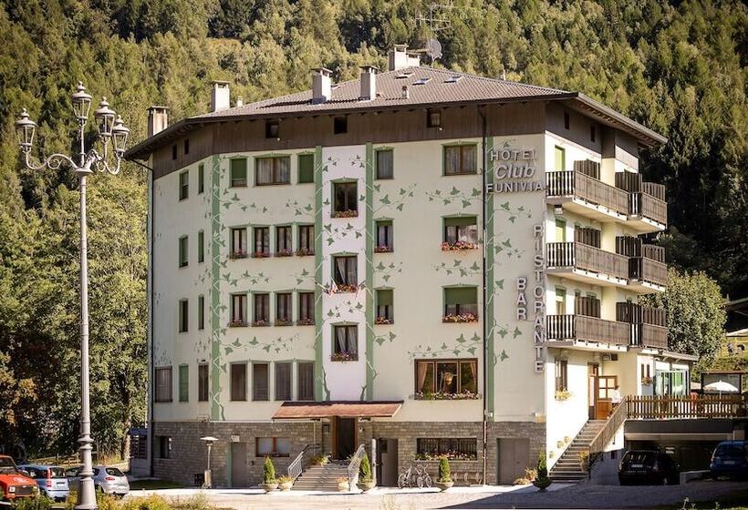 호텔 Club Funivia