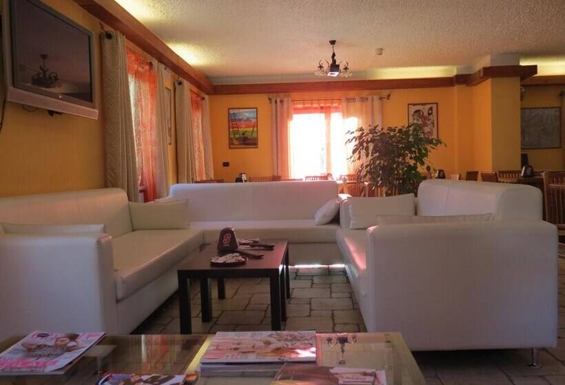 فندق Col Serena