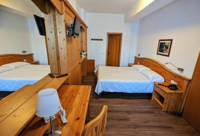 בית מלון כפרי Cova