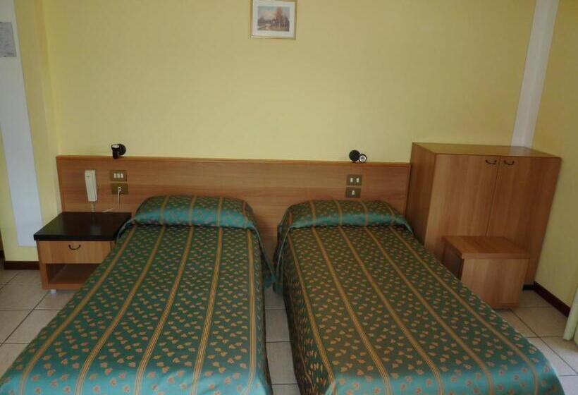 בית מלון כפרי Del Fiume