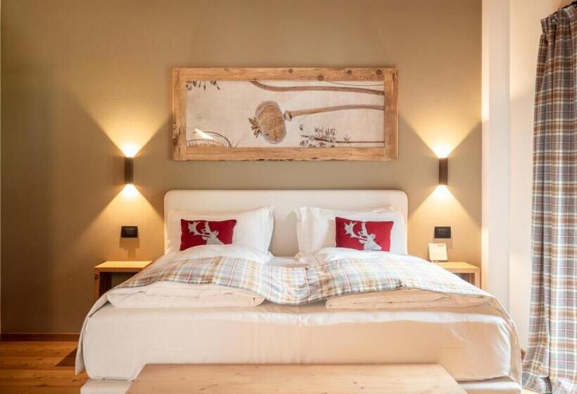 Отель Fiori Dolomites Experience