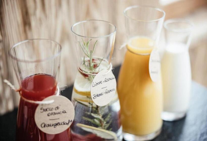 בית מלון כפרי Garni Ciasa Urban