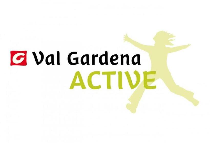 ホテル Garni Panoramik