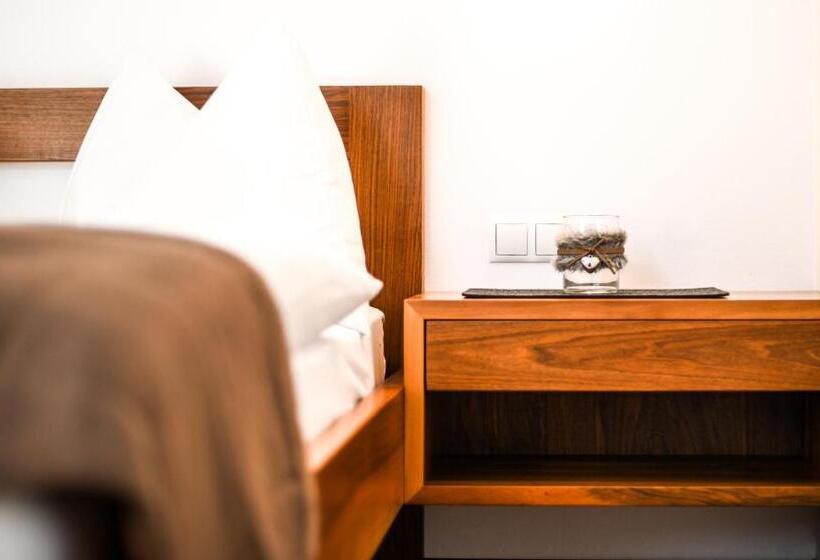 Отель Garni Sunela