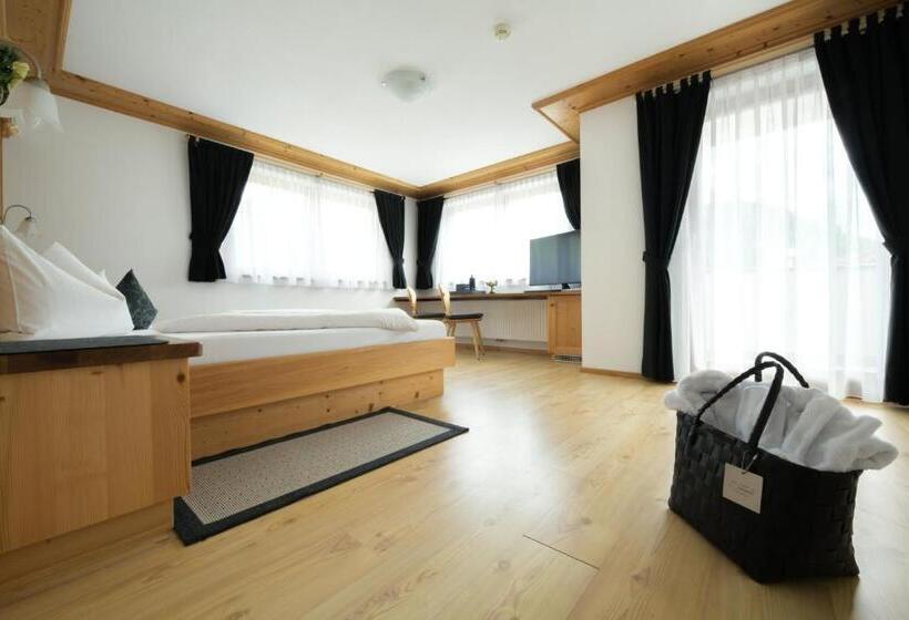 Отель Garni Sunela