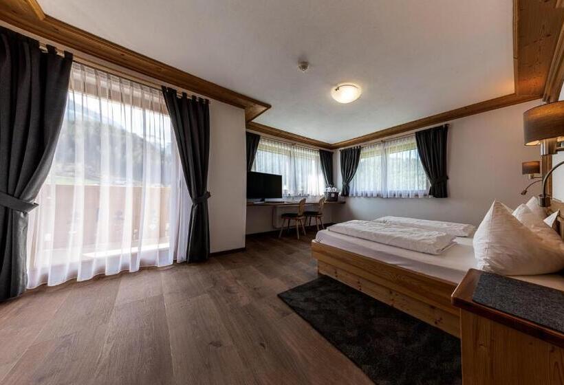 Отель Garni Sunela