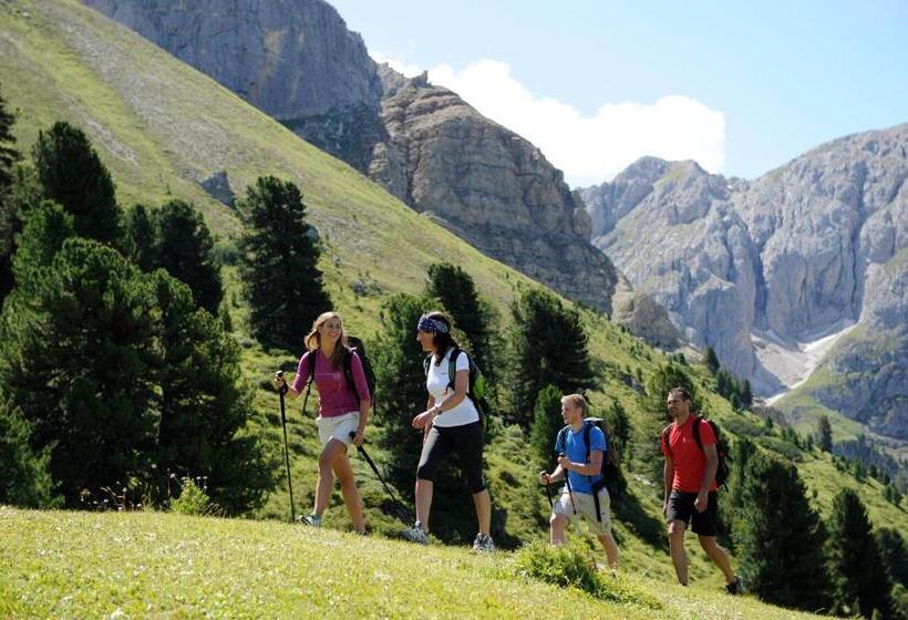 בית מלון כפרי Kristall