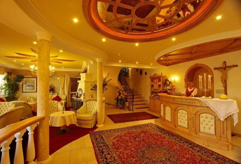 בית מלון כפרי Kristall