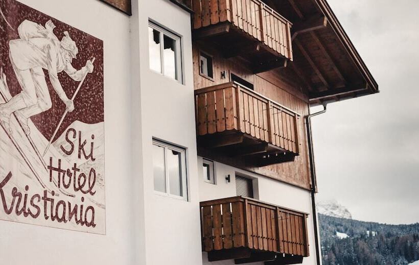 Отель Kristiania Small Dolomites