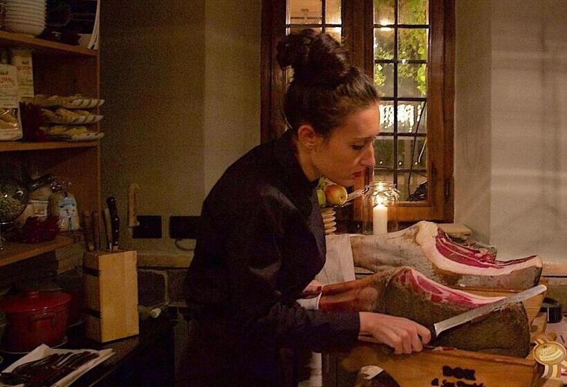 酒店 La Bussola Da Gino