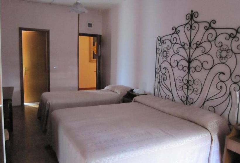 Отель Locanda Seggiovia