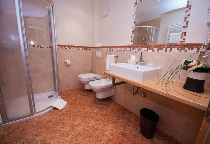 호텔 Loewe Dolomites