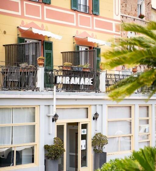 בית מלון כפרי Miramare