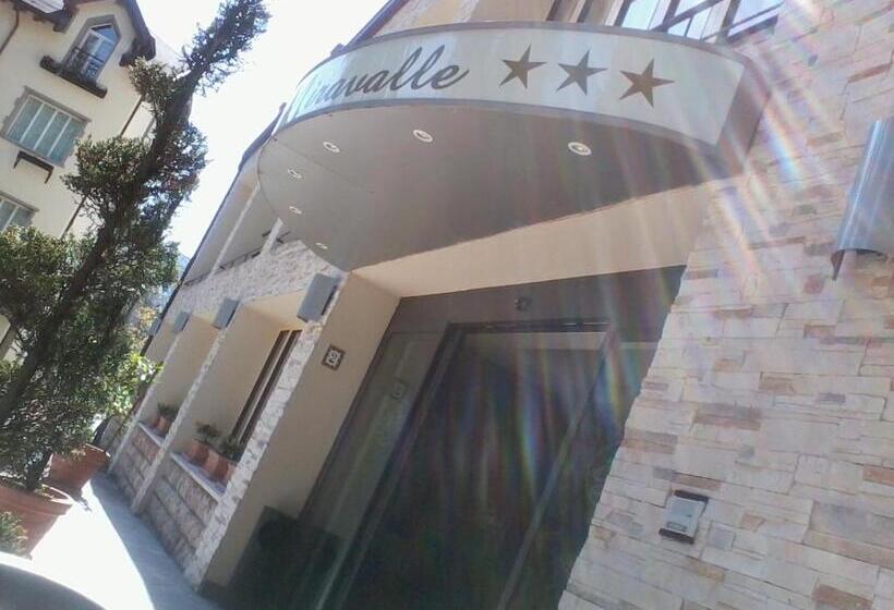 בית מלון כפרי Miravalle 2000