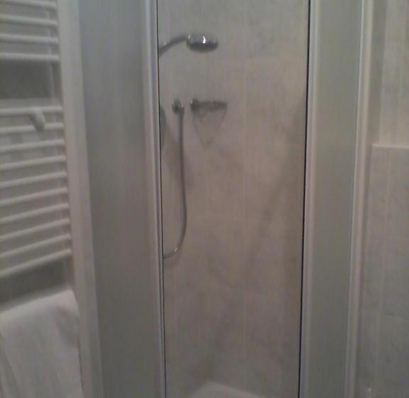 בית מלון כפרי Miravalle 2000