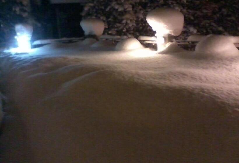 בית מלון כפרי Miravalle 2000