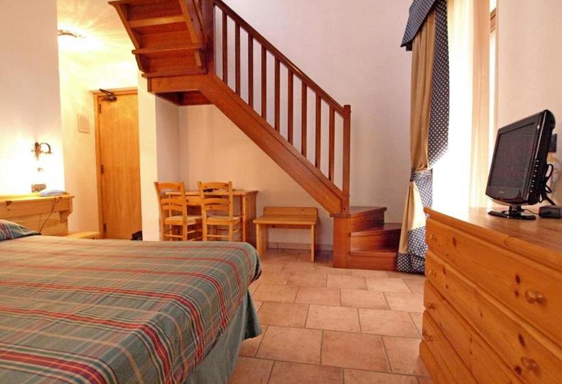 בית מלון כפרי Mont Nery