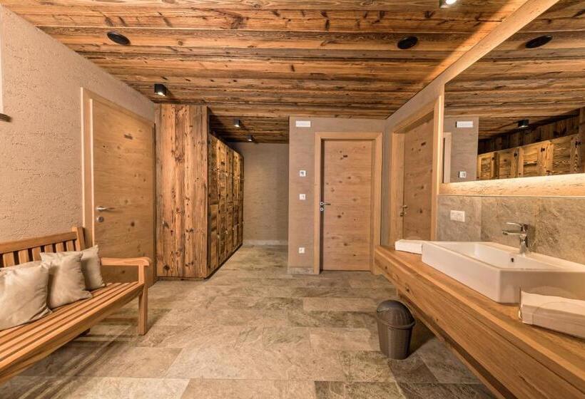 Отель Mountain Lodge Prennanger