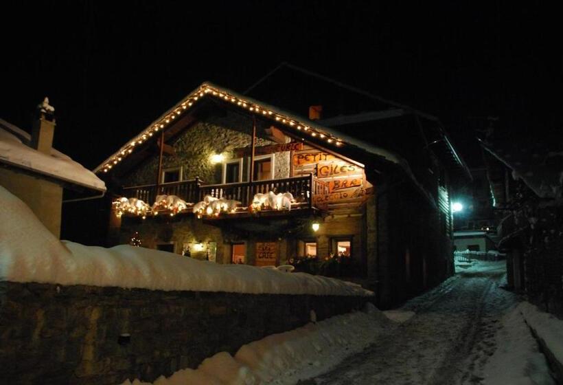 فندق Petit Giles