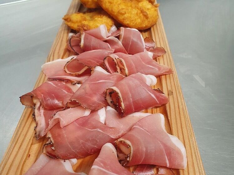 בית מלון כפרי Pezzotti