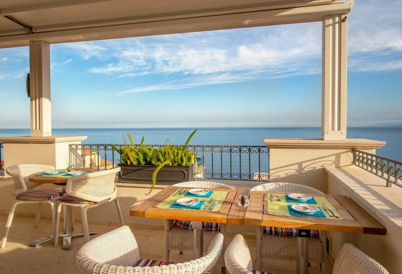 Отель Piccolo Grand