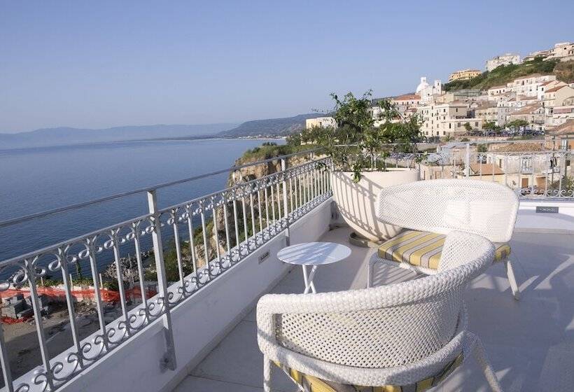 Отель Piccolo Grand