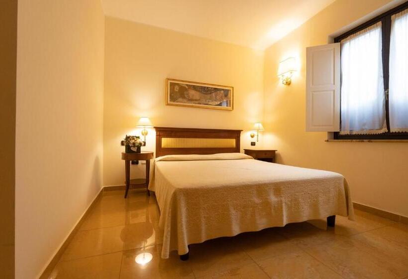 Отель Ristorante Vecchia Vibo