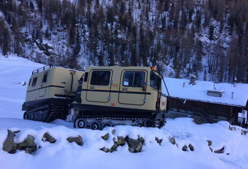 ホテル Stadel Soussun