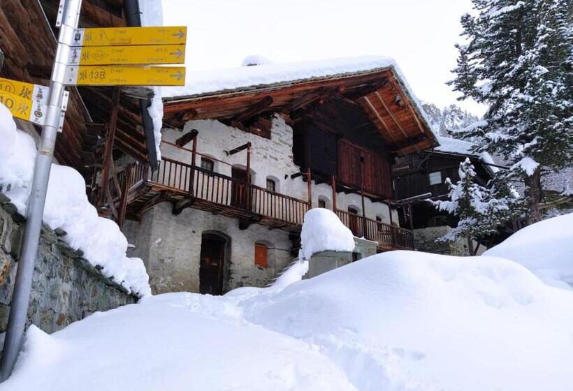 ホテル Stadel Soussun