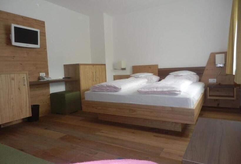 בית מלון כפרי Sterzinger Moos