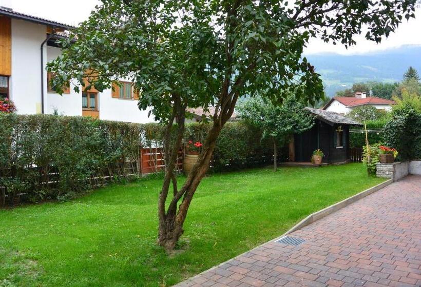 בית מלון כפרי Sterzinger Moos