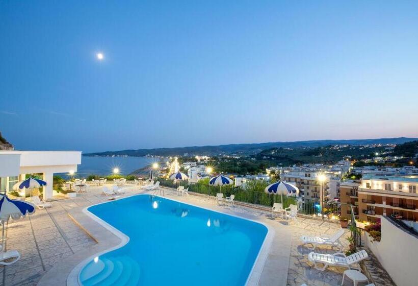 هتل Svevo Sea House