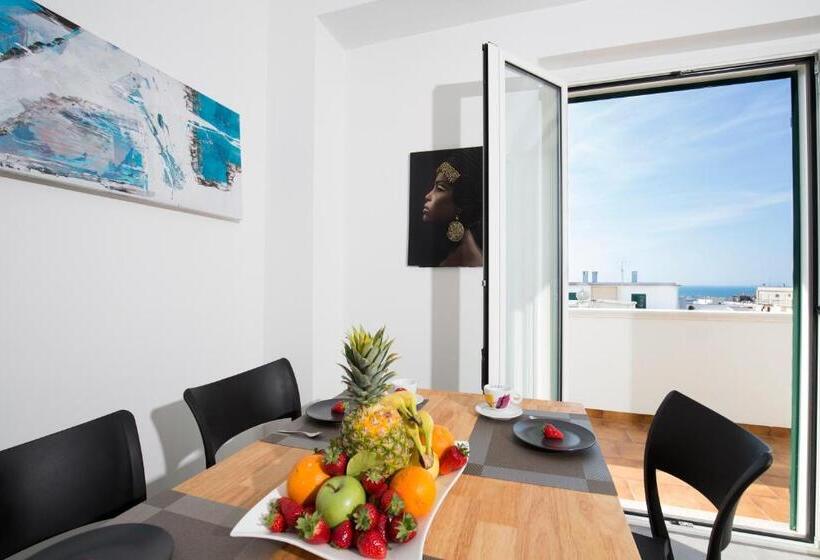 هتل Svevo Sea House