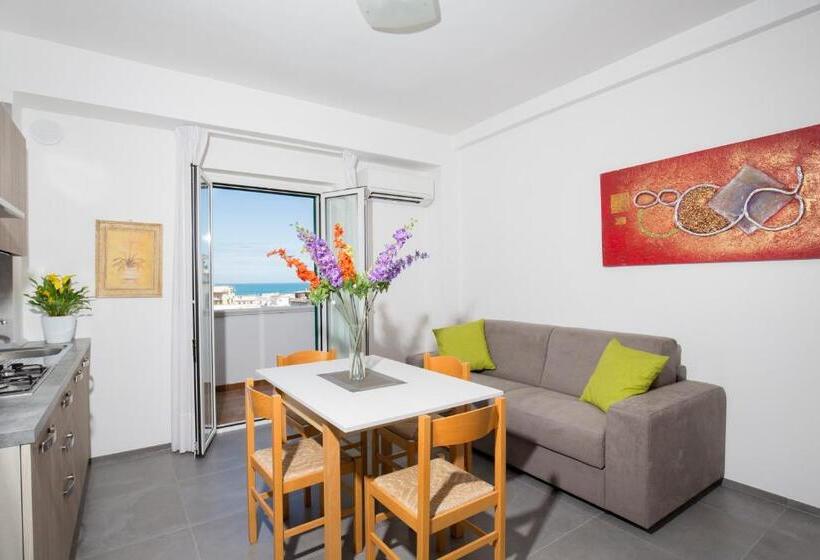 هتل Svevo Sea House