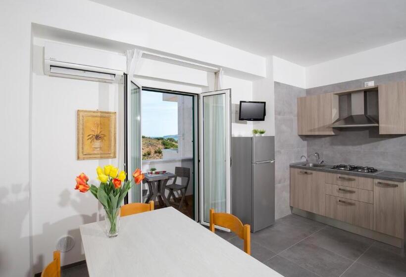 هتل Svevo Sea House