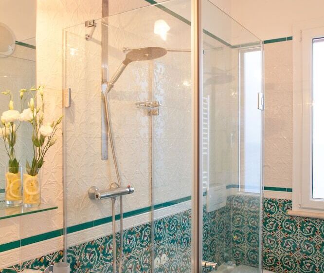 فندق Torre Bennistra