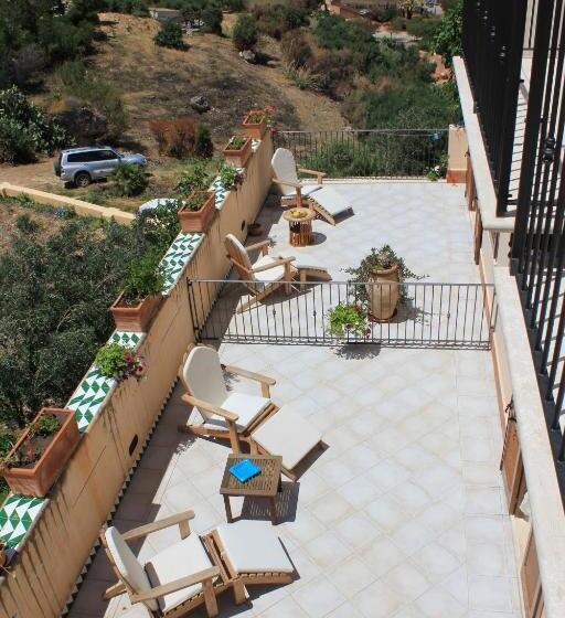 فندق Torre Bennistra