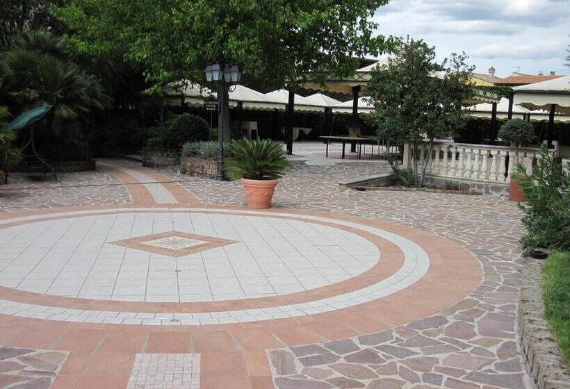 فندق Val Di Sangro